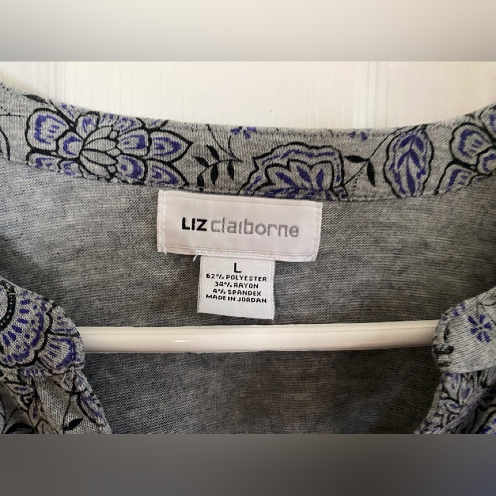 Liz Claiborne Blouse - Picture 3 of 5
